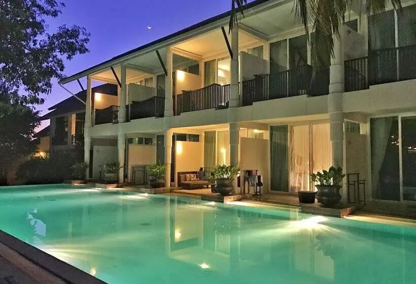 プールの見えるデラックスルーム, Sarikantang Resort & Spa, Koh Phangan