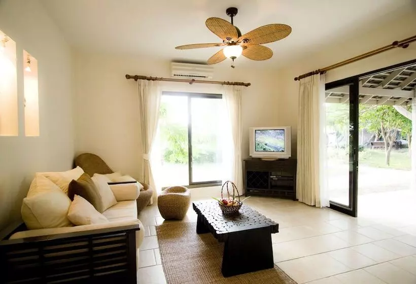オーシャンビューの１ベッドルームビラ, Sarikantang Resort & Spa, Koh Phangan