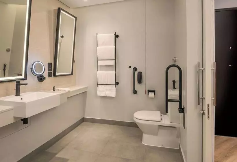 اتاق لوکس با چشم‌انداز شهر, Sheraton Mall Of The Emirates Hotel, Dubai