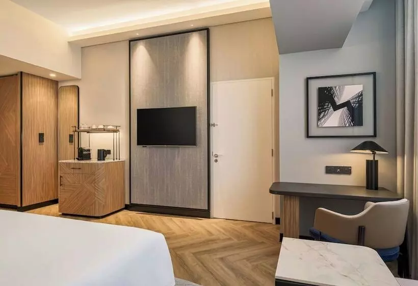 اتاق لوکس با چشم‌انداز شهر, Sheraton Mall Of The Emirates Hotel, Dubai