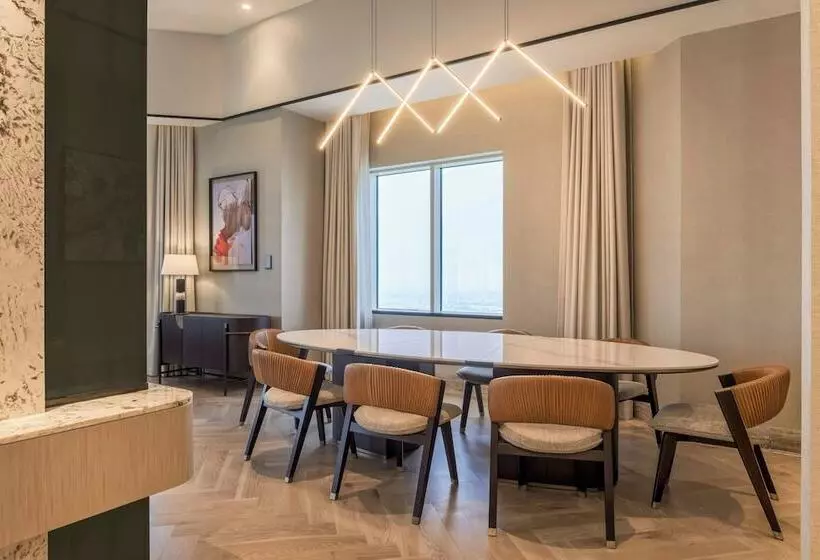 سوئیت پرزیدنت, Sheraton Mall Of The Emirates Hotel, Dubai