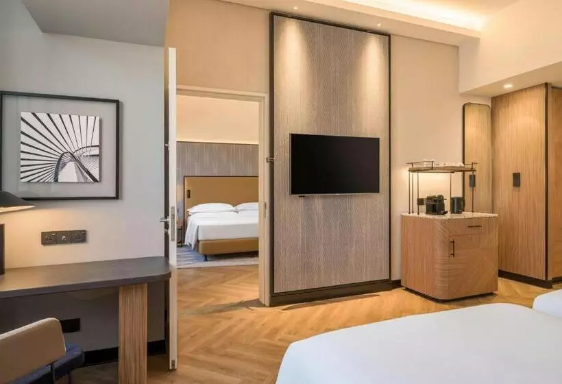 آپارتمان خانوادگی 2 خوابه, Sheraton Mall Of The Emirates Hotel, Dubai