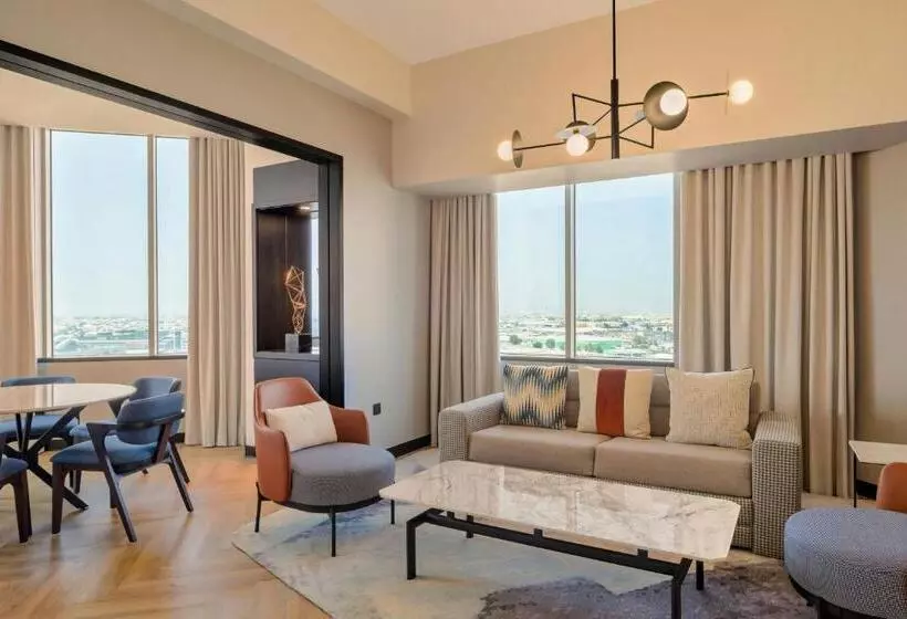 سوییت اجرایی, Sheraton Mall Of The Emirates Hotel, Dubai