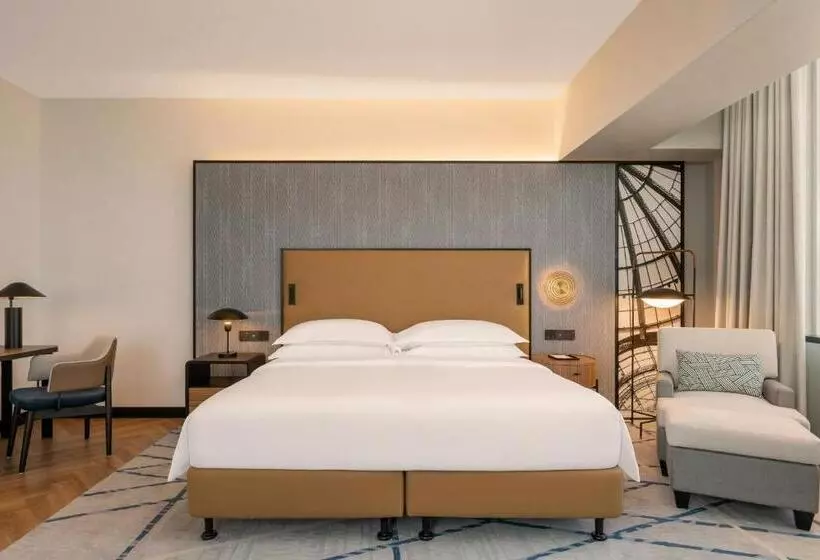 سوییت اجرایی, Sheraton Mall Of The Emirates Hotel, Dubai