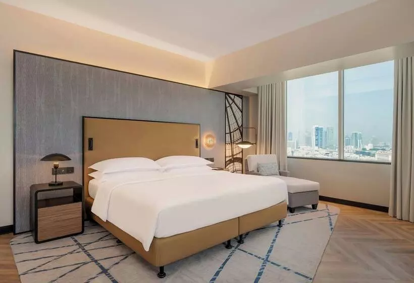 سوئیت کلاب, Sheraton Mall Of The Emirates Hotel, Dubai