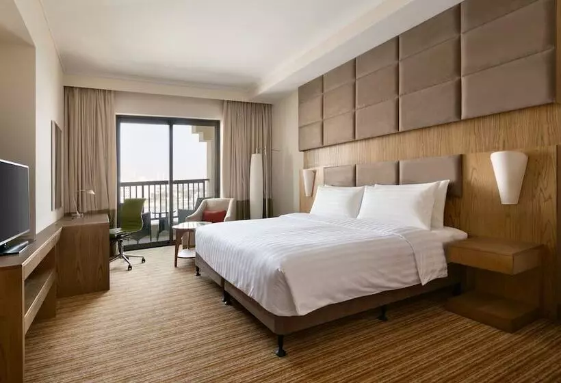 スーペリアールーム, Traders Hotel, Abu Dhabi