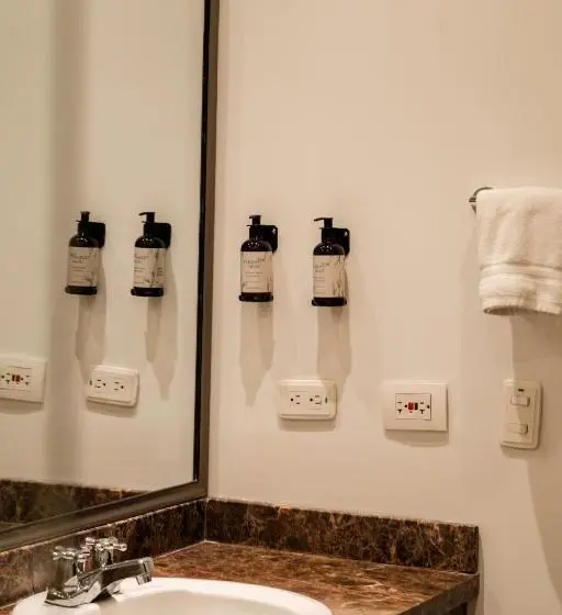Sviitti King-vuode, Best Western Plus Hotel San Diego