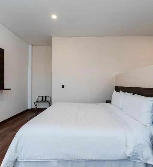Sviitti King-vuode, Best Western Plus Hotel San Diego