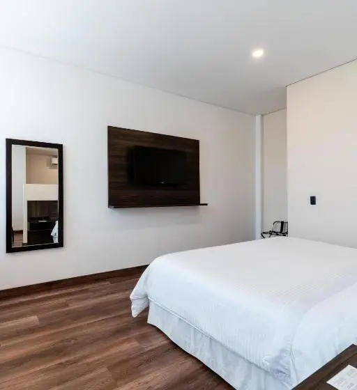 Sviitti King-vuode, Best Western Plus Hotel San Diego