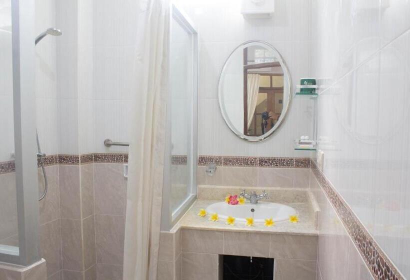 标准工作室, Bali Seascape Beach Club