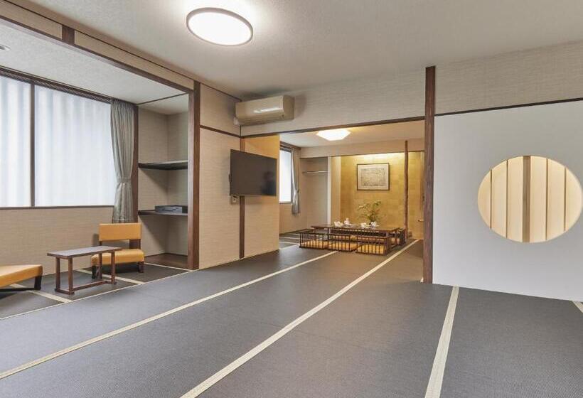 Номер Стандарт, Gion Shinmonso