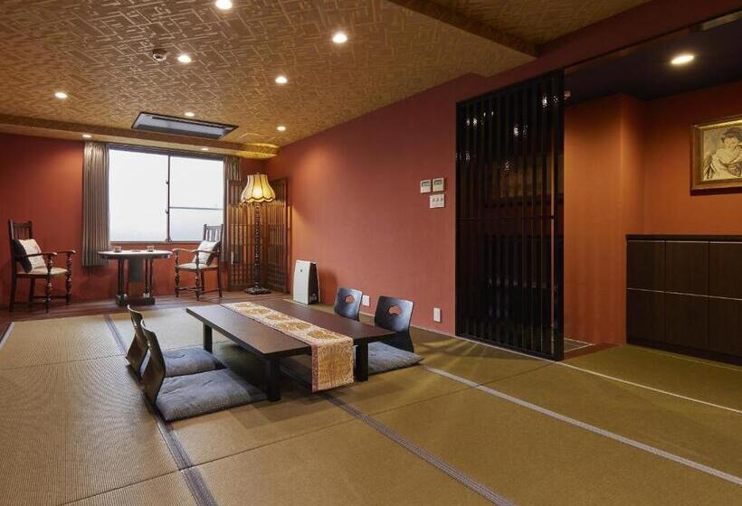 Номер Стандарт, Gion Shinmonso