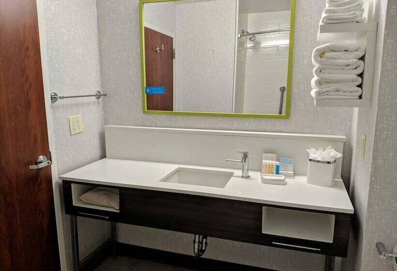 جناح لذوى الاحتياجات الخاصة, Hampton Inn & Suites Colorado Springs/air Force Academy