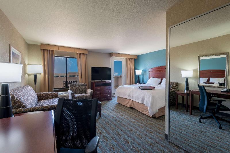 إستديو قياسى مزود بشرفة, Hampton Inn & Suites Colorado Springs/air Force Academy