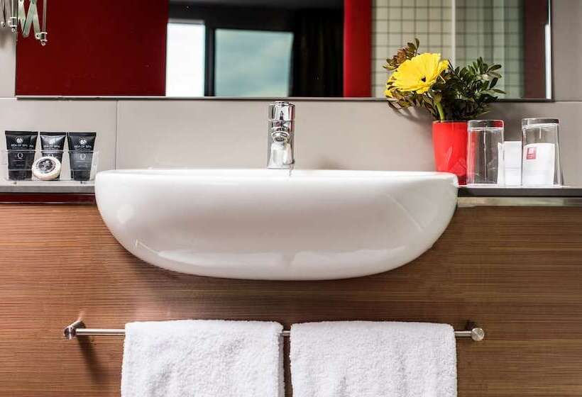 Номер Deluxe, Leonardo Boutique Hotel Barcelona Sagrada Familia
