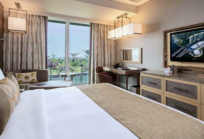 اتاق لوکس با تخت بزرگ, Marina Bay Sands