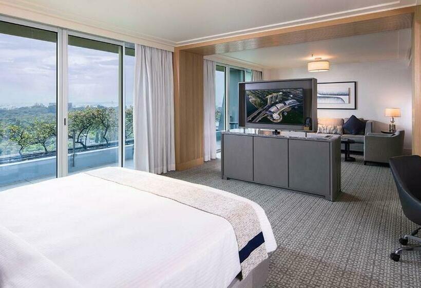 Club Room King Bed, Marina Bay Sands