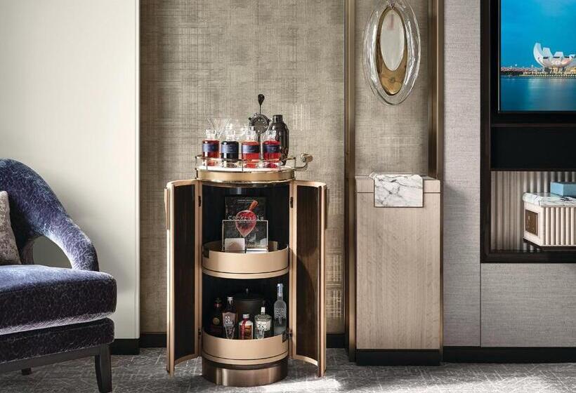 Premium Room City View, Marina Bay Sands