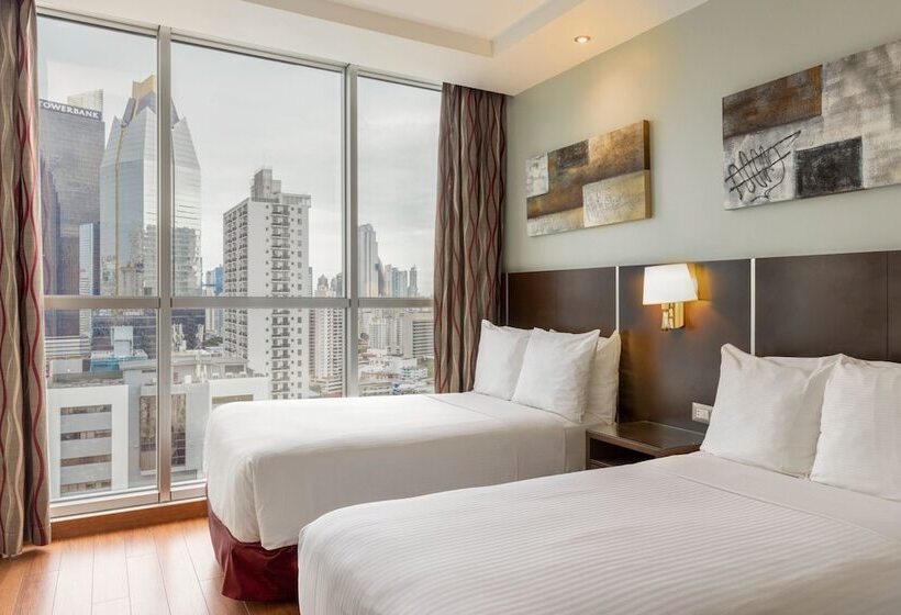 Семейные Апартаменты 3 Спальни, Marriott Executive Apartments Panama City, Finisterre