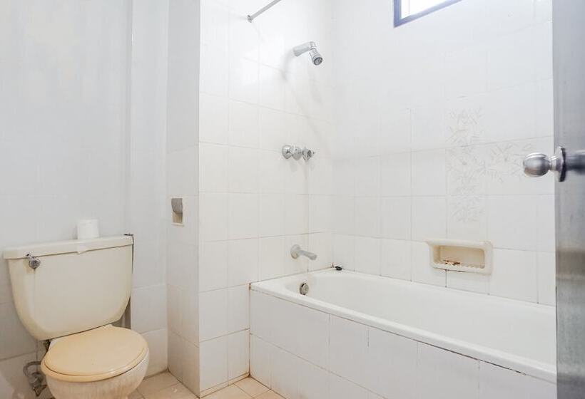 غرفة سوبيريور, Oranjje