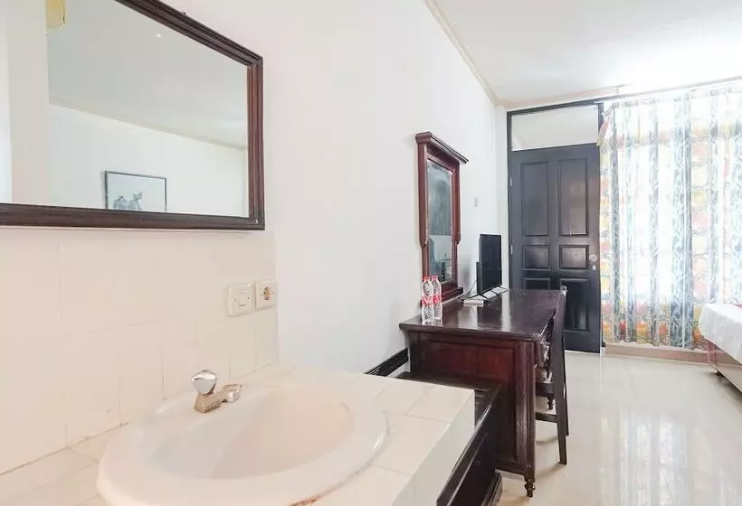 اتاق سوپریور, Oranjje