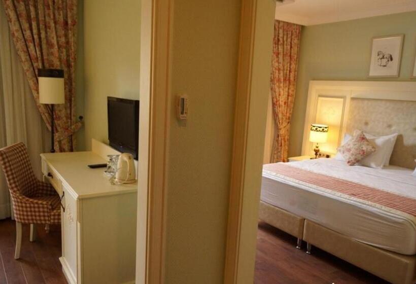 スイート, Padok Premium Hotel And Stables