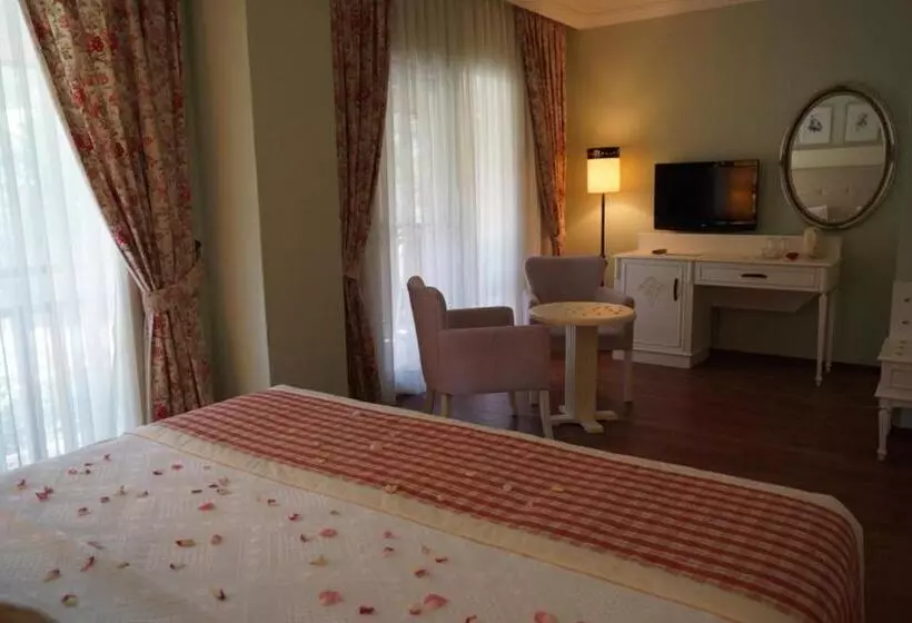 デラックスルーム, Padok Premium Hotel And Stables