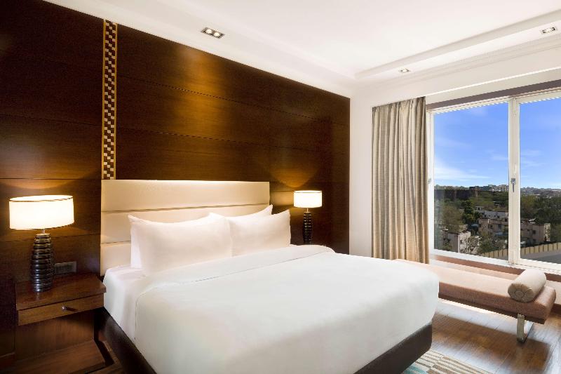 スイート, Radisson Jaipur City Center