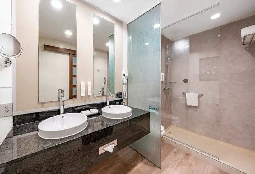 Executive Room King Size Bed, Hotel Riu Plaza Panama