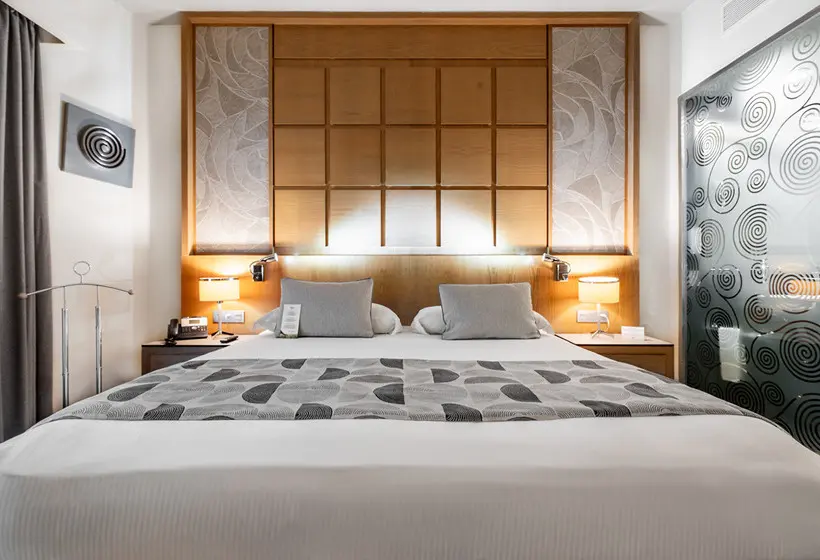 سوئیت سینیور, Hotel Riu Plaza Panama