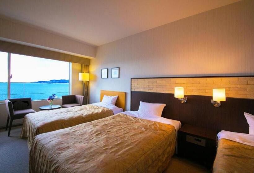 Triple Room Sea View, Seaside Hotel Maiko Villa Kobe