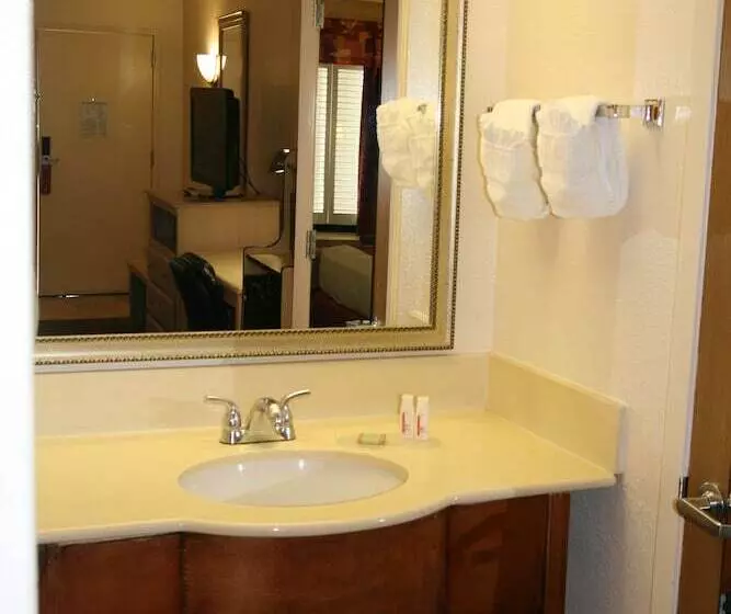 Standard-huone Parivuode, Quality Inn & Suites