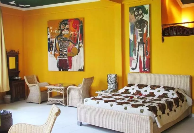 ویلای لوکس 1 خوابه, Tanah Merah Art Resort