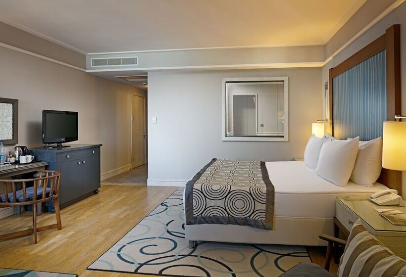 סוויטה, Xanadu Island