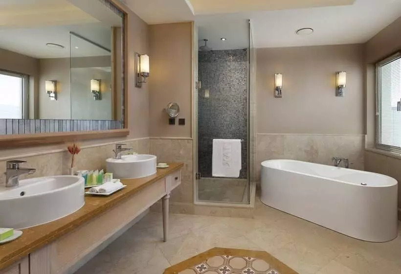 キングサイズベッドのスイートルーム, Xanadu Island
