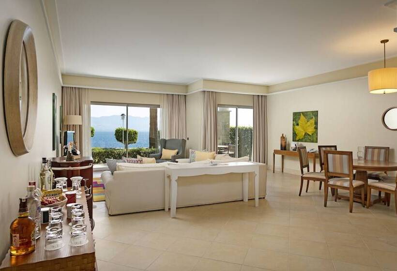 סוויטה מלכותית, Xanadu Island