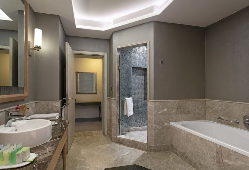 סוויטה, Xanadu Island