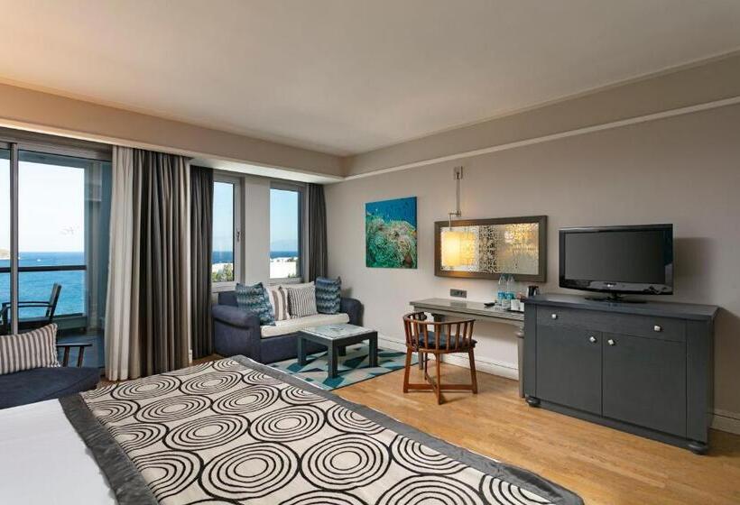 סוויטה, Xanadu Island