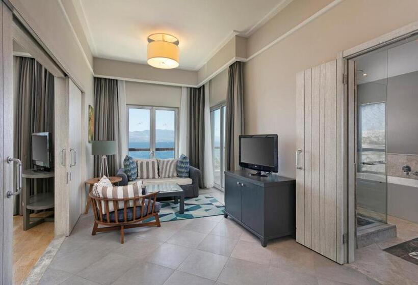 סוויטה, Xanadu Island