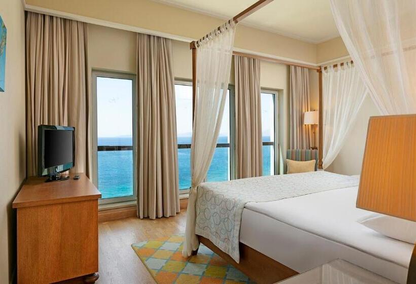 מיטת קינג בסוויטה, Xanadu Island