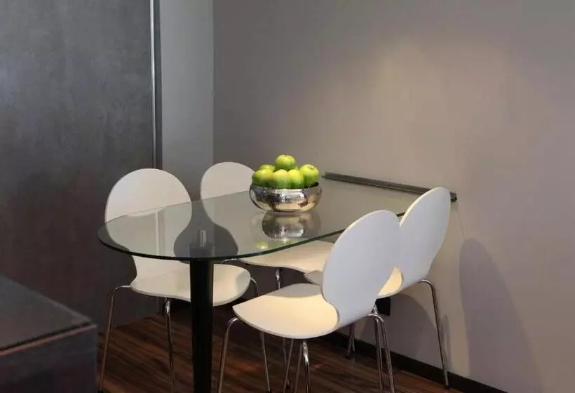 キングサイズベッドのエクゼクティブルーム, Best Western Park Hotel Geneve Thoiry