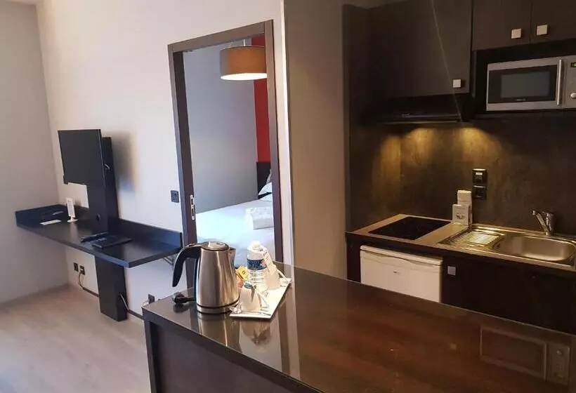 キングサイズベッドのエクゼクティブルーム, Best Western Park Hotel Geneve Thoiry