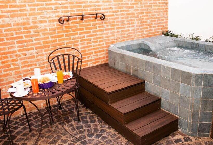 سوئیت پرزیدنت, Boutique Los Pasos & Spa