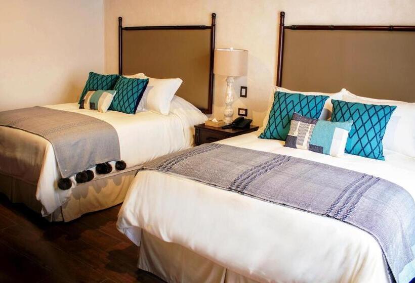 سوییت لوکس, Boutique Los Pasos & Spa