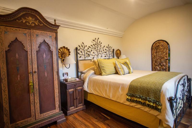 سوییت سوپریور, Boutique Los Pasos & Spa