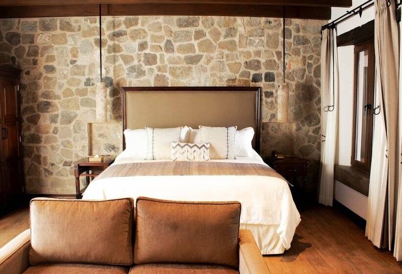 سوئیت پرزیدنت, Boutique Los Pasos & Spa