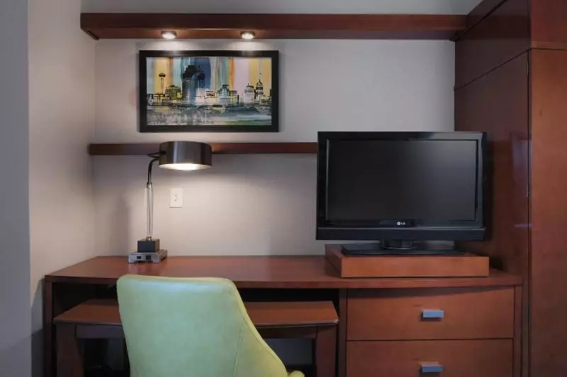 اتاق استاندارد با تخت بزرگ, Courtyard By Marriott San Antonio Riverwalk