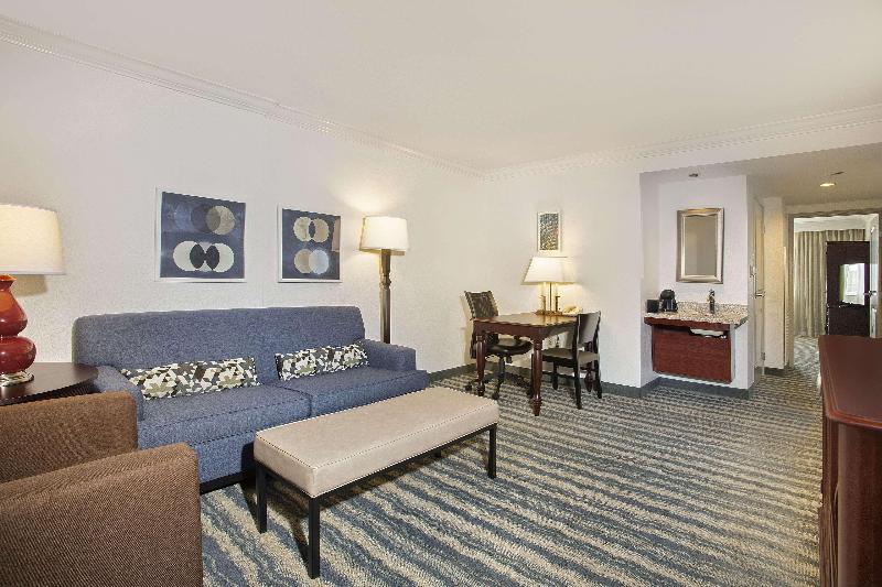 סוויטת פרמיום, Embassy Suites By Hilton Tampa Brandon