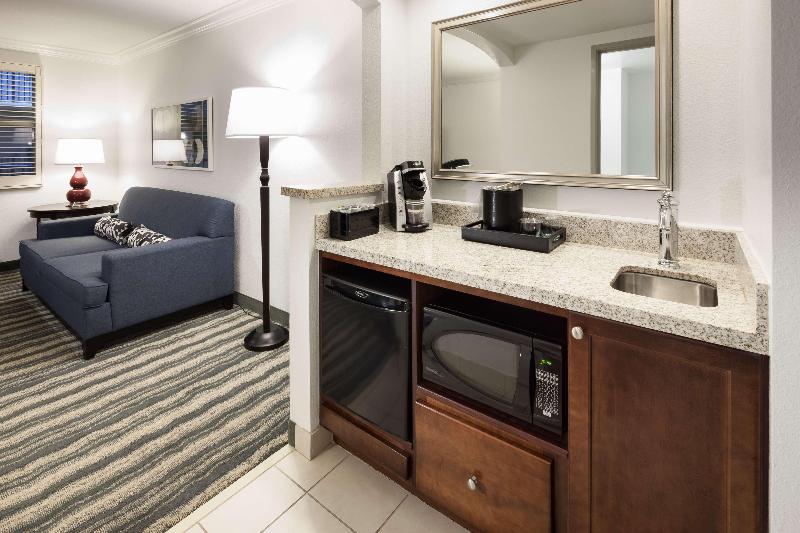 סוויטת פרמיום, Embassy Suites By Hilton Tampa Brandon