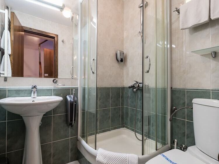 Standard Room, Garni Hotel Le Petit Piaf